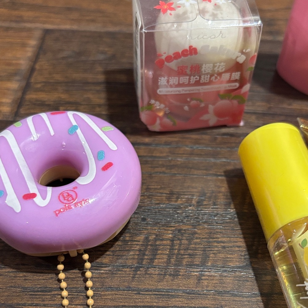 Random lippies - Picture 3 of 3